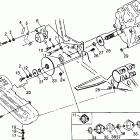 BIG BOSS 500 6X6 - W98AE50A Gearcase / brake and chain cover mounting