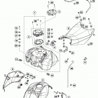 390 DUKE WHITE CHASSIS Бак,сидение