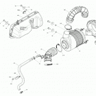 005 - Defender MAX HD8 - International 02- engine - air intake