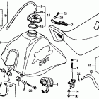 XR80R Fuel tank @ seat
