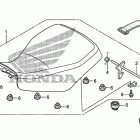 TRX250TM Сидение