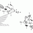CRF100F Подножки