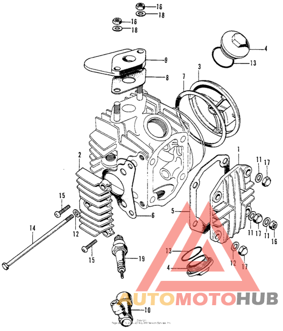 Cylinder head cover + sparkplug