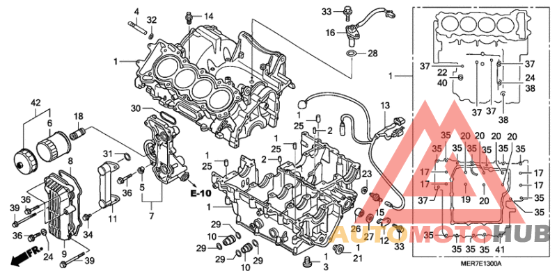 Картер двигателя