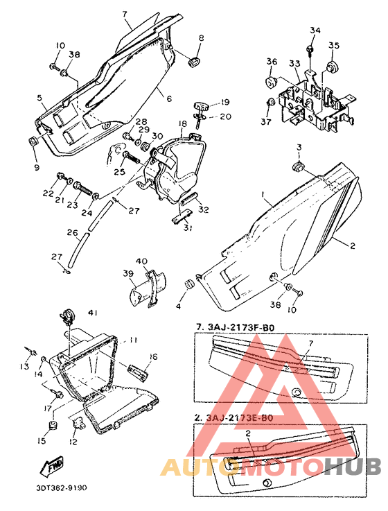 Side cover / oil tank