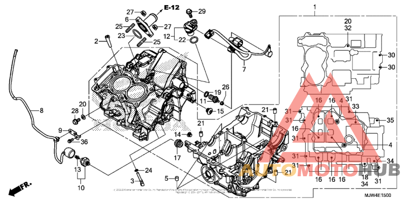 Картер двигателя
