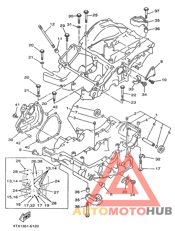 Картер двигателя