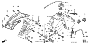 CR85RB Топливный бак