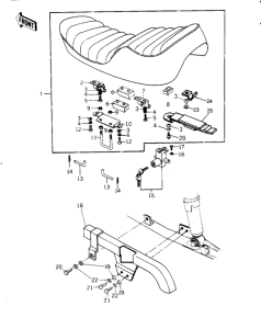 KZ1000 Seat / chain cover