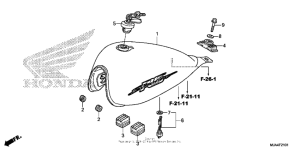 VT750RS Топливный бак