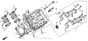 ST1100 Левая головка цилиндров