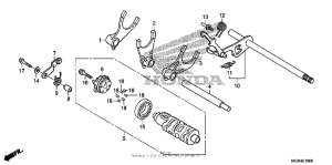 VT750RS Вилка переключения передач
