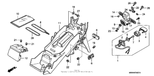  Rear fender ('01-'03)