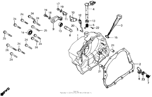 TLR200 Крышка картера правая