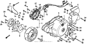 CM250 Left crankcase cover + alternator