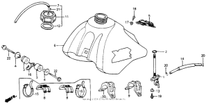 XR200R Топливный бак