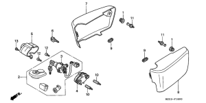 GL1500C Боковая крышка