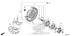 VT750C2B Rear wheel (1)