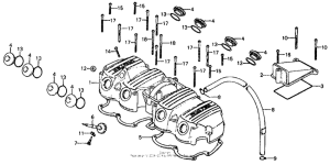 CB750 Крышка головки цилиндров