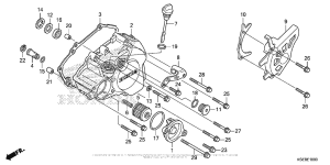  Крышка картера левая