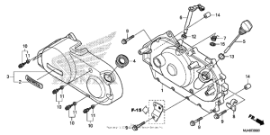 VT750C2B Крышка картера правая