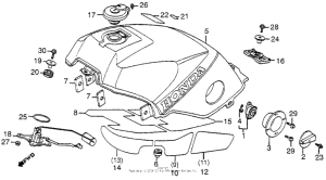 VF1000F Топливный бак