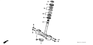CR500R Траверса нижняя