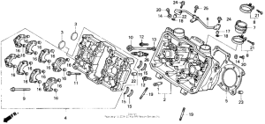 VFR750R Головка цилиндров передняя