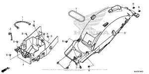 CTX700N DCT Задний бампер