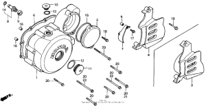 NX125 Крышка картера левая