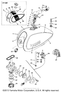 DT125B Топливный бак
