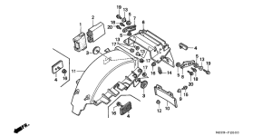  Заднее крыло