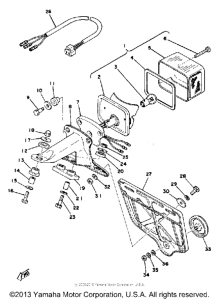 DT175E Задний фонарь