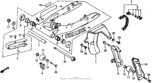 XR500R Swingarm + chain case 81