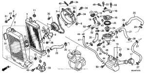 VT750RS Радиатор 2