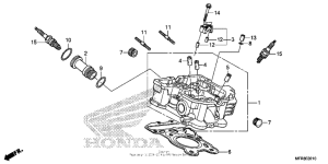 VT1300CT Задняя головка цилиндров
