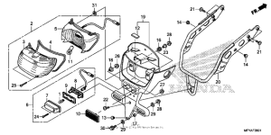 VT1300CS (ABS) Taillight + license light (2)