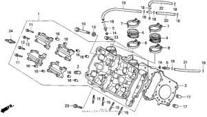 VFR750F Передняя головка цилиндров
