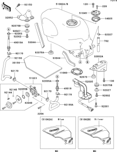 ZX600 Топливный бак