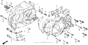  Картер двигателя