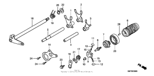 CR85R Вилка переключения передач