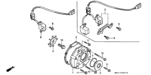 Крышка картера левая