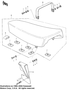 KL250 Seat / chain cover