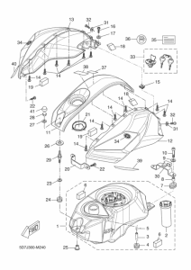 YZF-R125 Топливный бак