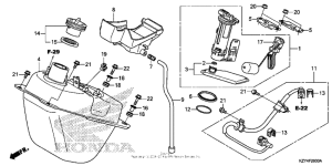 PCX150 Топливный бак