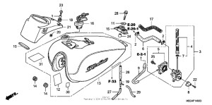 VT750CA Топливный бак