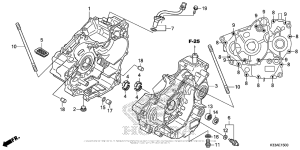 CB300F Картер двигателя