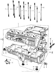  Картер двигателя