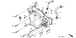 CR80R Крышка картера правая