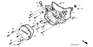 CR125R Крышка картера правая
